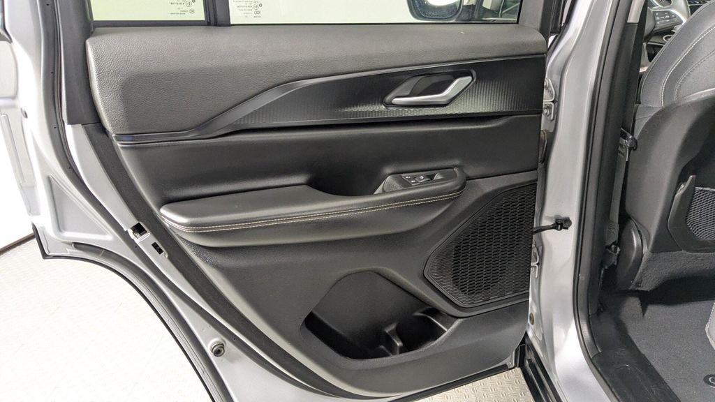 used 2024 Jeep Grand Cherokee car, priced at $21,499