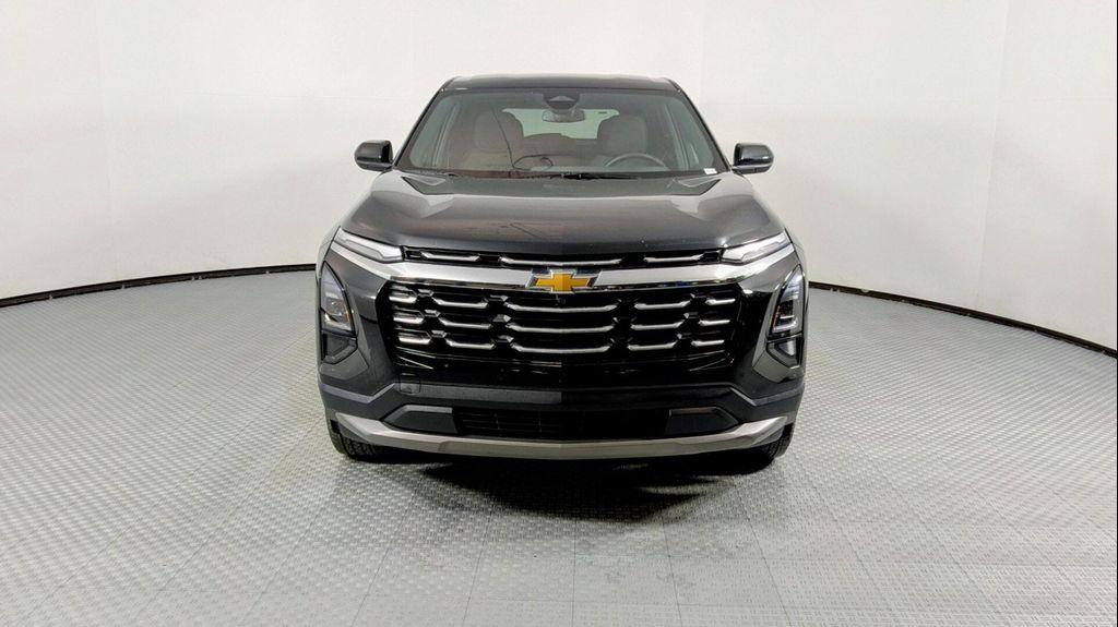 used 2025 Chevrolet Equinox car, priced at $22,999