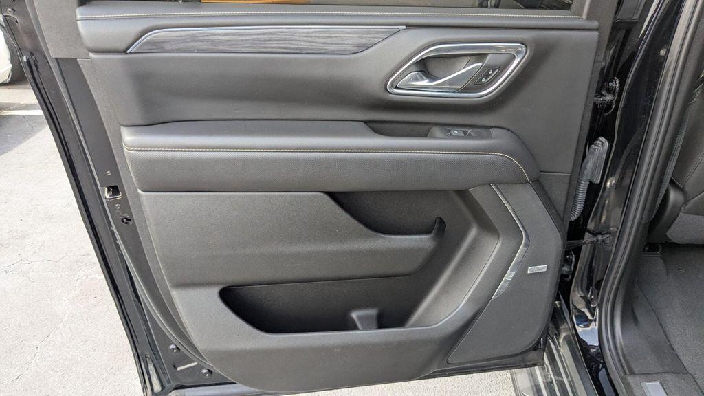 used 2023 GMC Yukon XL car, priced at $42,499