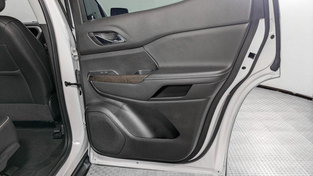 used 2022 GMC Acadia car, priced at $23,799