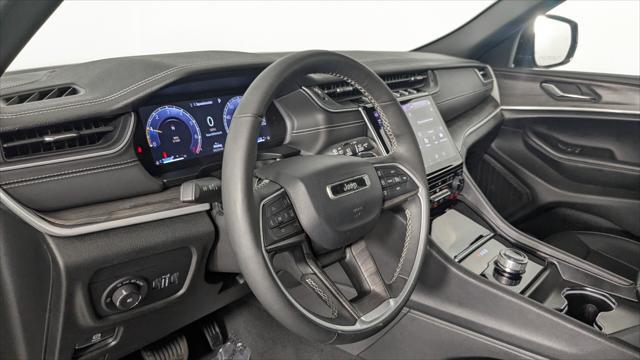 used 2024 Jeep Grand Cherokee car, priced at $32,999