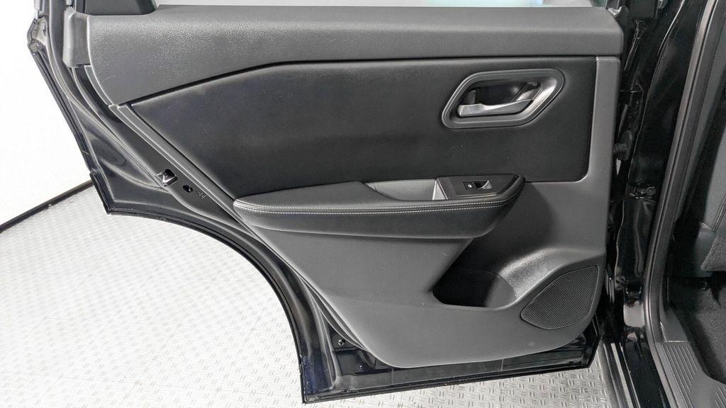 used 2025 Nissan Rogue car, priced at $19,999