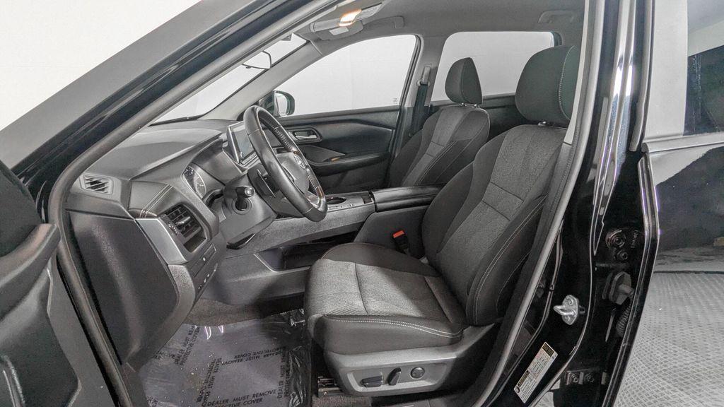 used 2025 Nissan Rogue car, priced at $19,999