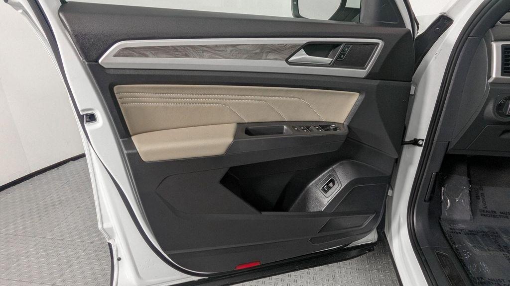 used 2021 Volkswagen Atlas Cross Sport car, priced at $22,499