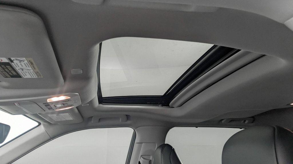 used 2023 Toyota Highlander car, priced at $32,099