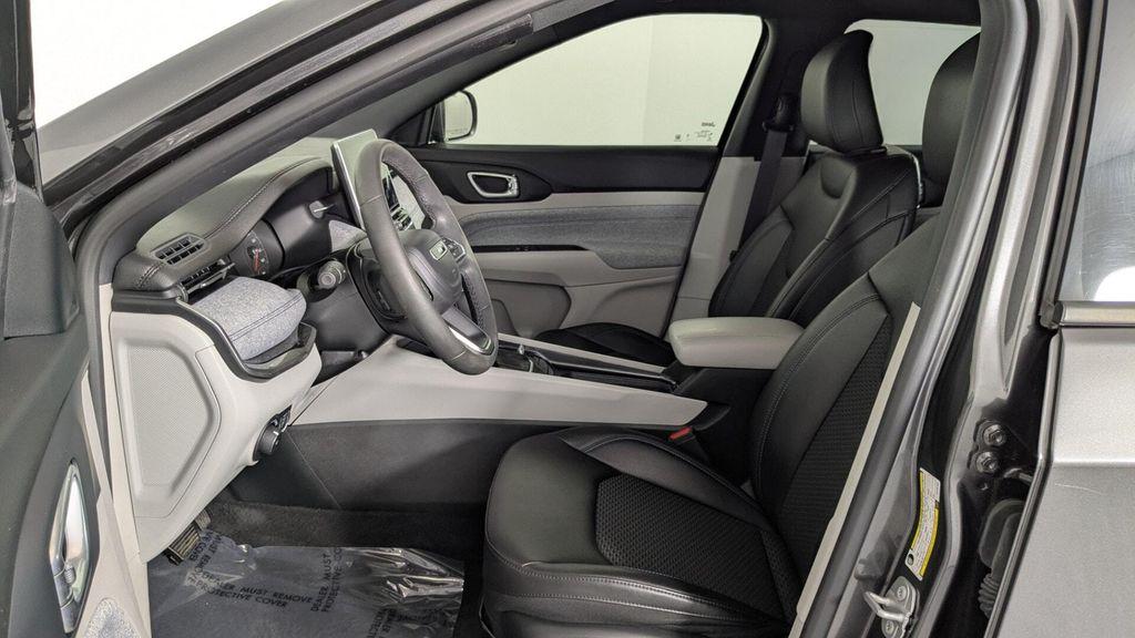 used 2023 Jeep Compass car, priced at $21,799