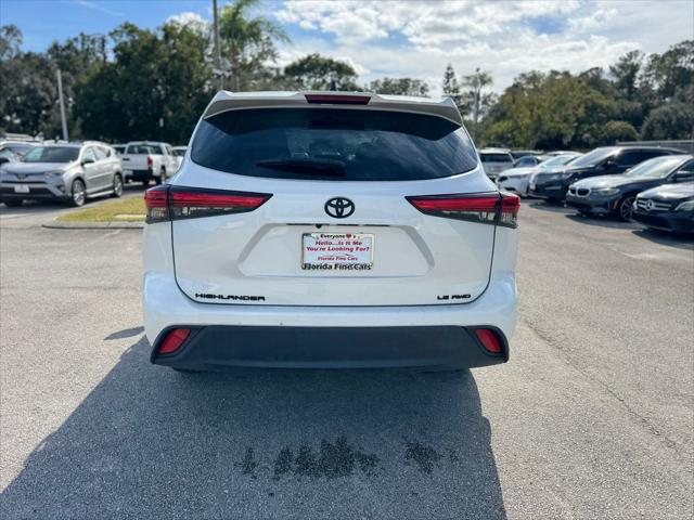 used 2022 Toyota Highlander car, priced at $27,999