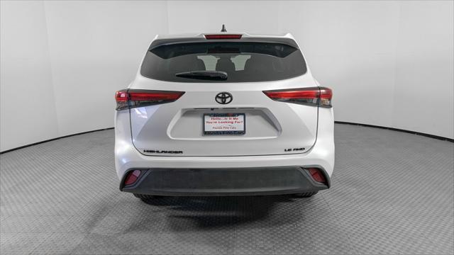 used 2022 Toyota Highlander car, priced at $27,499