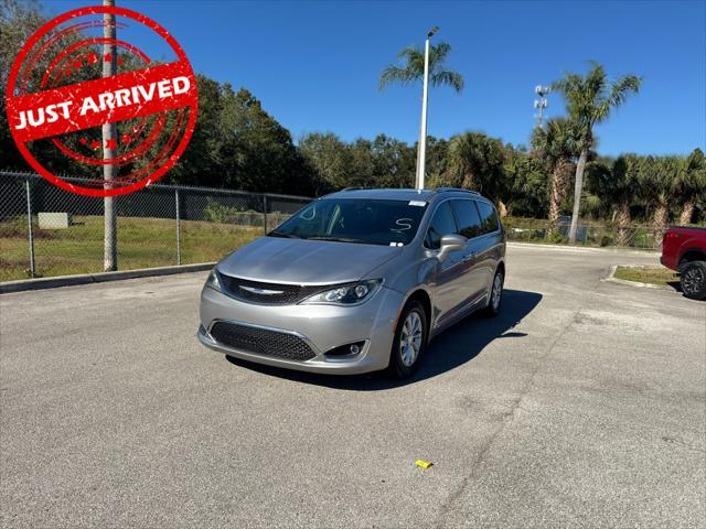 used 2019 Chrysler Pacifica car, priced at $14,997