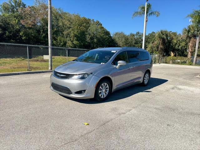 used 2019 Chrysler Pacifica car, priced at $14,997