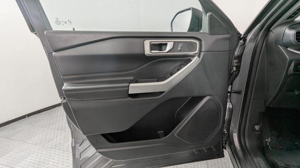 used 2024 Ford Explorer car, priced at $25,899