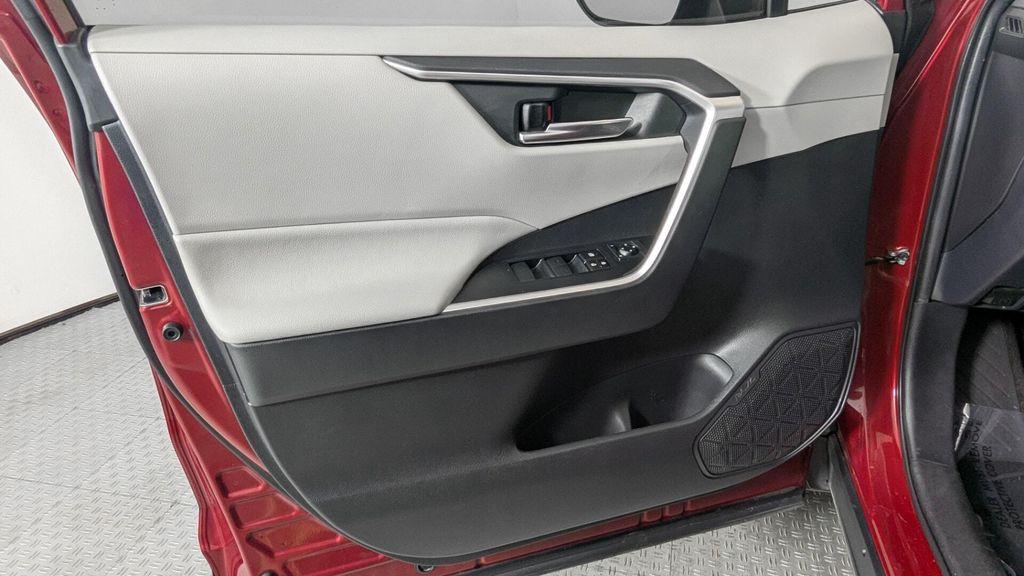 used 2020 Toyota RAV4 car, priced at $18,894