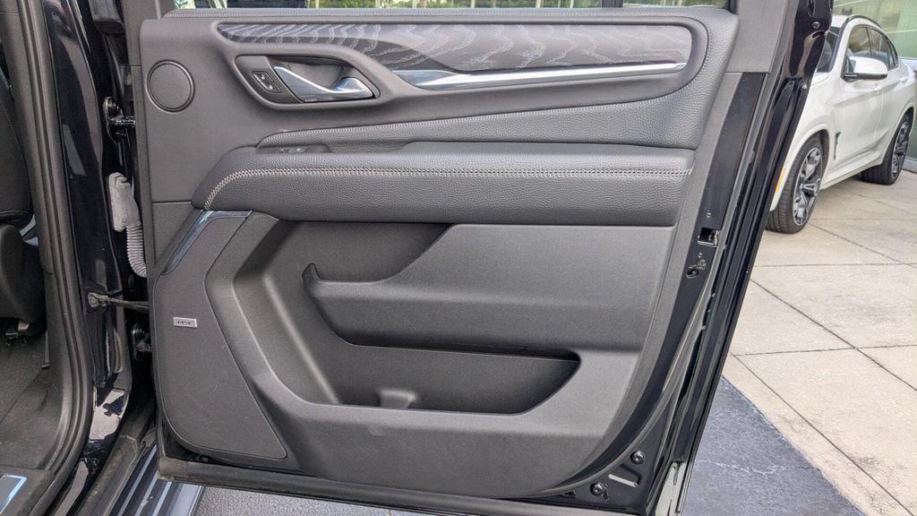 used 2023 GMC Yukon XL car, priced at $52,999