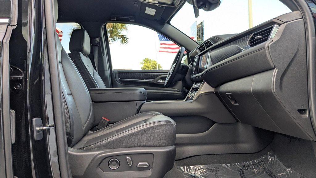 used 2023 GMC Yukon XL car, priced at $52,999