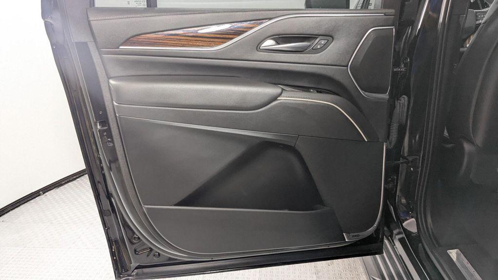 used 2021 Cadillac Escalade ESV car, priced at $42,499