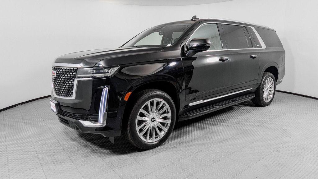 used 2021 Cadillac Escalade ESV car, priced at $42,499