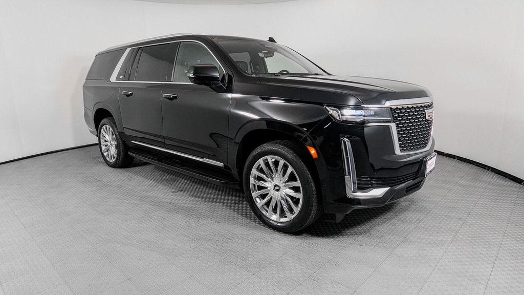 used 2021 Cadillac Escalade ESV car, priced at $42,499