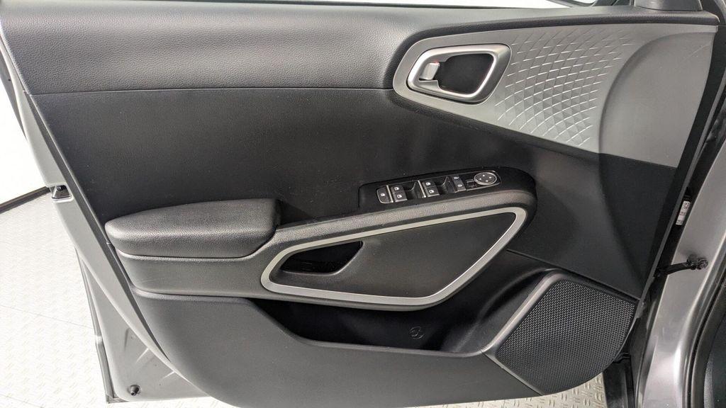 used 2024 Kia Soul car, priced at $15,394