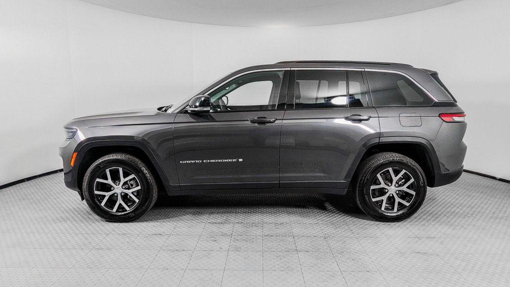 used 2024 Jeep Grand Cherokee car, priced at $26,199