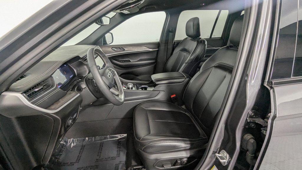 used 2024 Jeep Grand Cherokee car, priced at $26,199