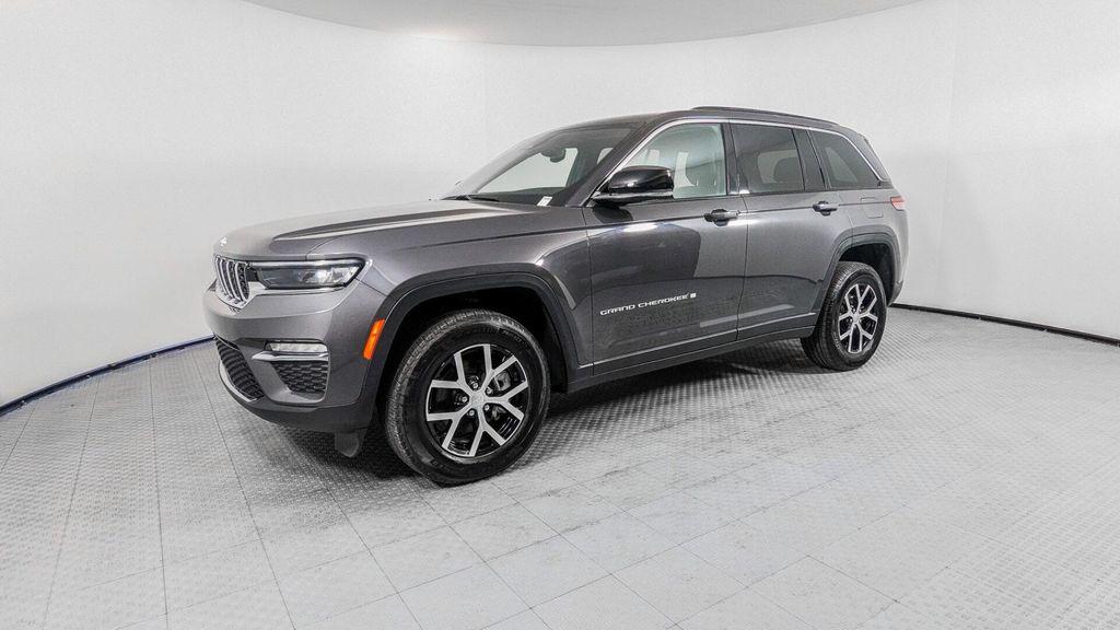 used 2024 Jeep Grand Cherokee car, priced at $26,199