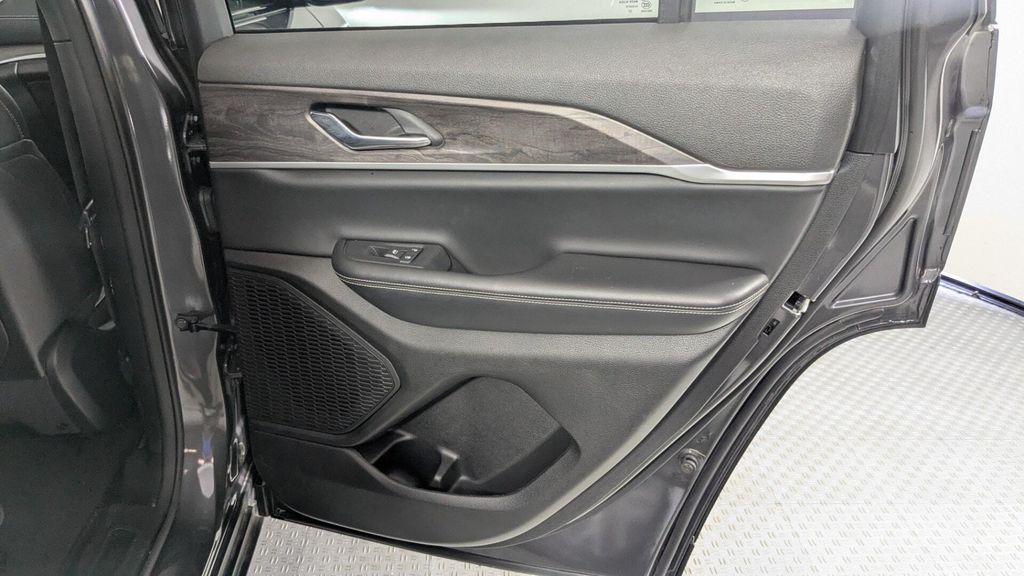 used 2024 Jeep Grand Cherokee car, priced at $26,199