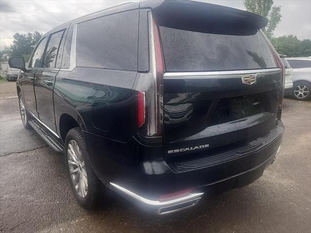 used 2021 Cadillac Escalade ESV car, priced at $48,999