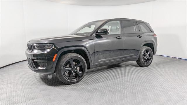 used 2022 Jeep Grand Cherokee car, priced at $26,199