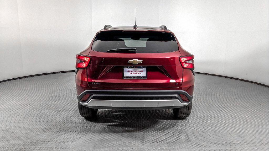 used 2024 Chevrolet Trax car, priced at $18,399