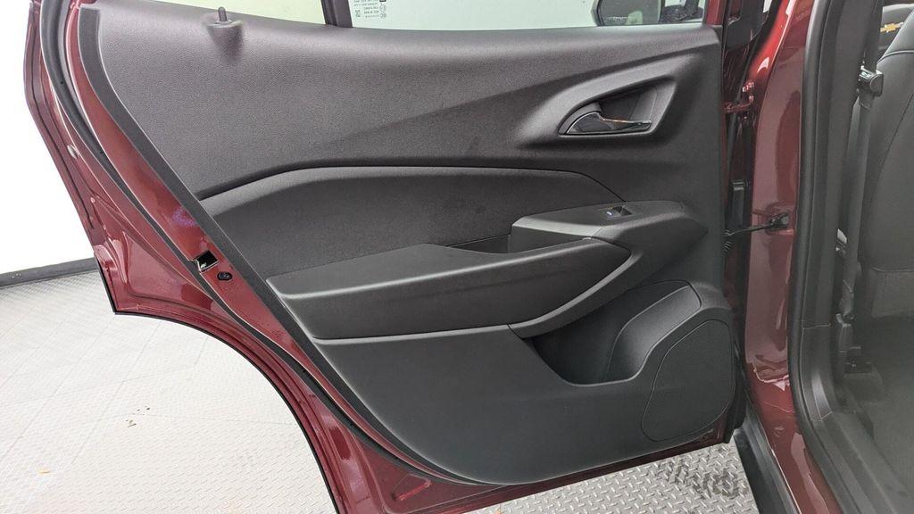 used 2025 Chevrolet Trax car, priced at $19,399