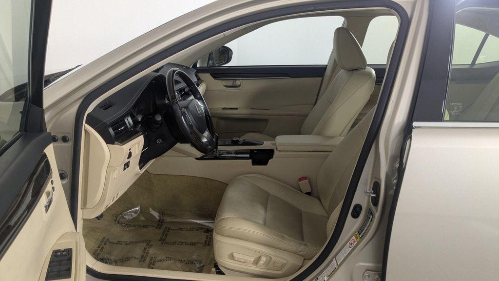 used 2014 Lexus ES 350 car, priced at $12,999