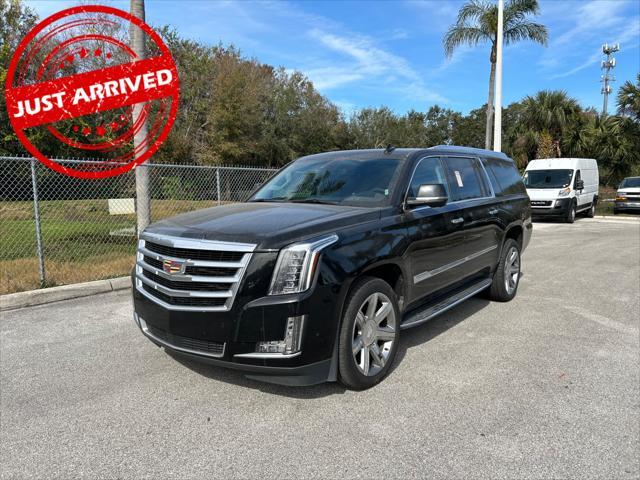 used 2020 Cadillac Escalade ESV car, priced at $39,999