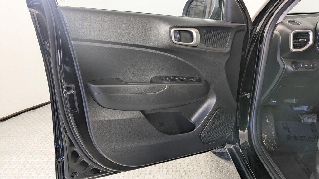 used 2022 Hyundai Venue car, priced at $12,899