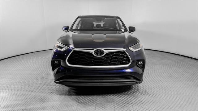 used 2021 Toyota Highlander car, priced at $26,499
