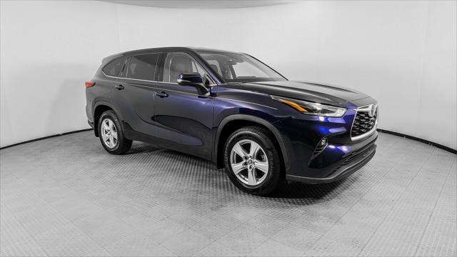 used 2021 Toyota Highlander car, priced at $26,499