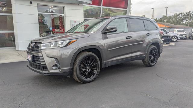 used 2019 Toyota Highlander car, priced at $25,799