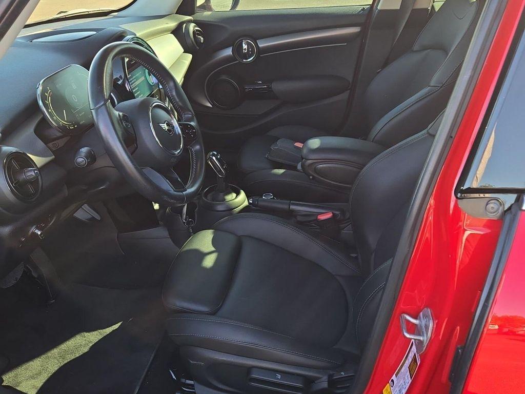 used 2022 MINI Hardtop car, priced at $21,999