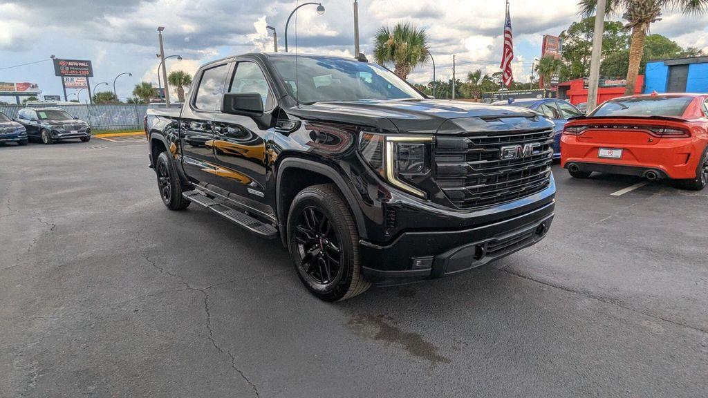 used 2022 GMC Sierra 1500 car, priced at $30,799