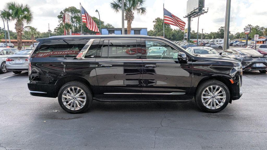 used 2022 Cadillac Escalade ESV car, priced at $50,899