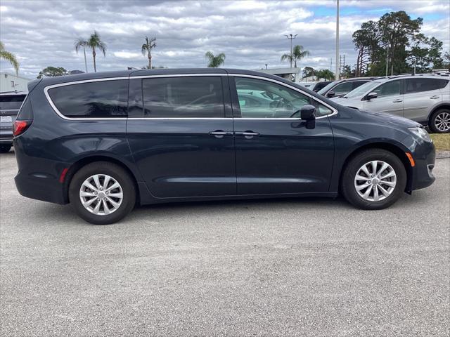 used 2020 Chrysler Pacifica car, priced at $16,999