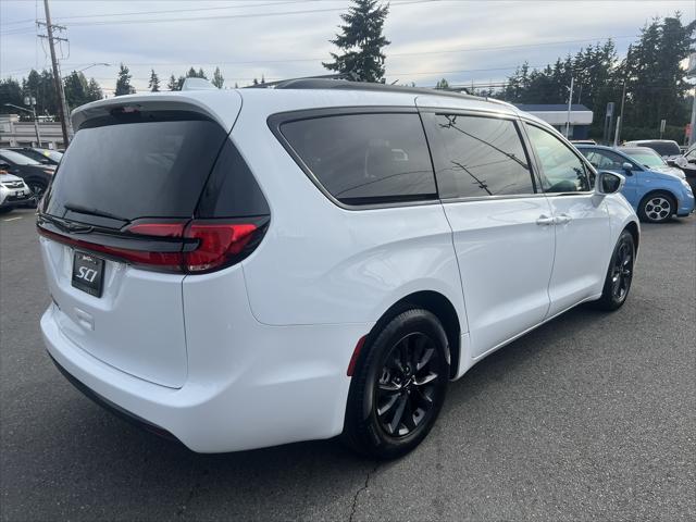 used 2022 Chrysler Pacifica car, priced at $25,999