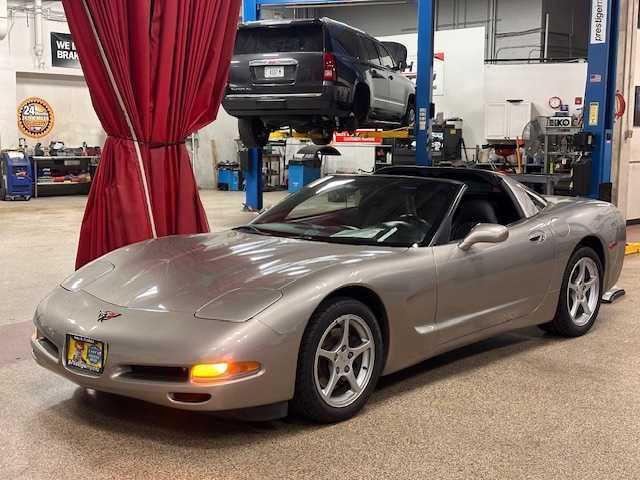 used 2000 Chevrolet Corvette car, priced at $16,995