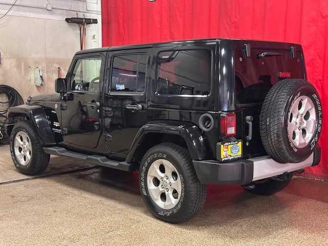 used 2013 Jeep Wrangler Unlimited car, priced at $14,995