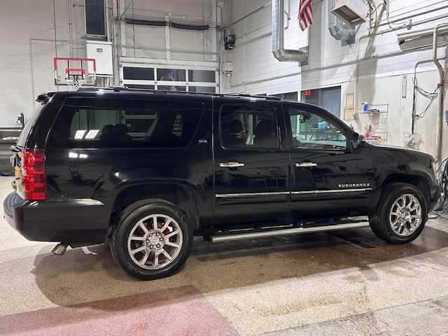 used 2008 Chevrolet Suburban car, priced at $7,745