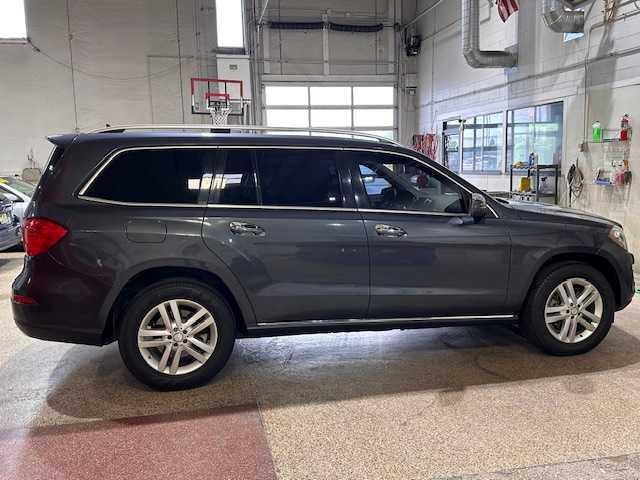 used 2015 Mercedes-Benz GL-Class car, priced at $11,995