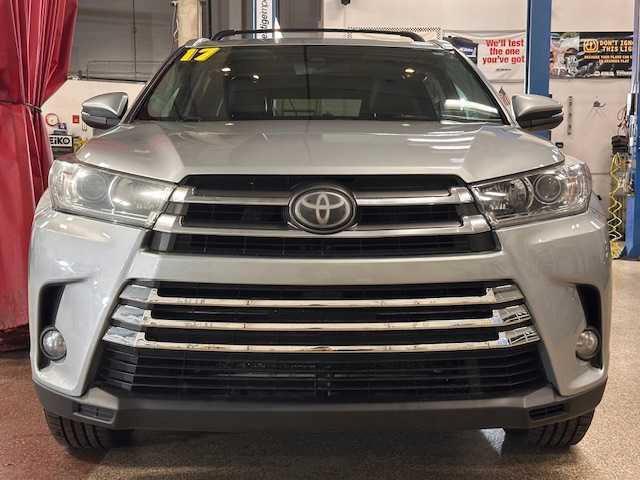 used 2017 Toyota Highlander car, priced at $19,995