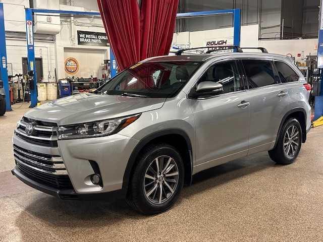 used 2017 Toyota Highlander car, priced at $19,995