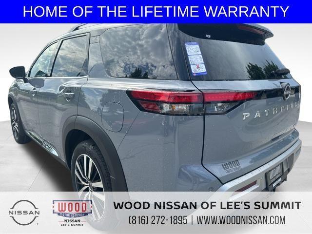 new 2025 Nissan Pathfinder car, priced at $50,494