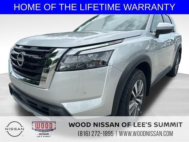 new 2025 Nissan Pathfinder car, priced at $43,121