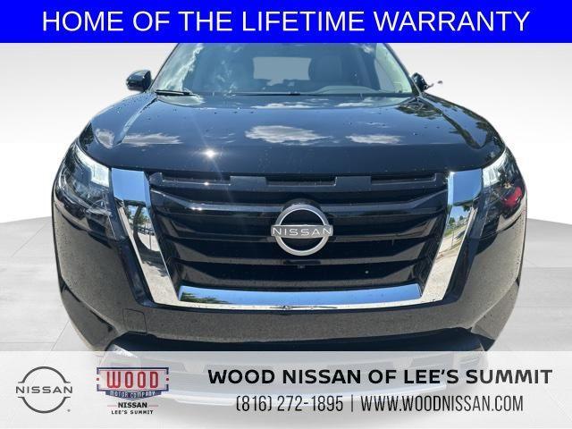 new 2025 Nissan Pathfinder car, priced at $45,694